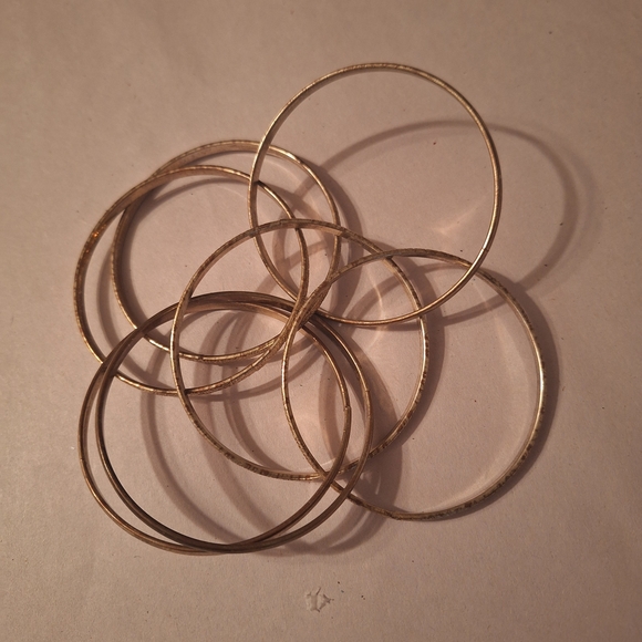 Elegant Gold Bangle Bracelet Set 7 Intertwined Pieces Diamond Cut Edgy Holiday - Picture 5 of 6